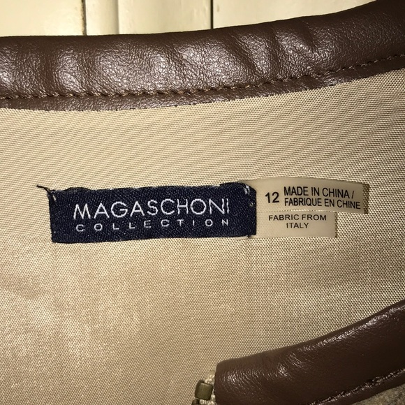 Classic and chic designer wool patterned dress - Picture 7 of 8